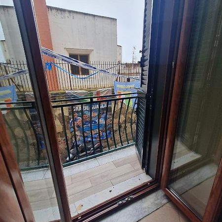 Palizzi'S Home Behind Plebiscite Square ナポリ エクステリア 写真