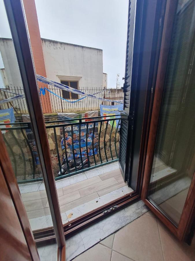 Palizzi'S Home Behind Plebiscite Square ナポリ エクステリア 写真